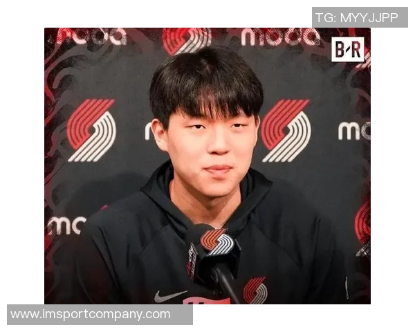 赵继伟期待哈利伯顿在比赛中传授经验给杨瀚森哈利表示会积极支持