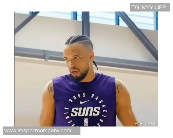 布克称赞狄龙拼搏精神伤愈期间曾关心他是否值得如此努力